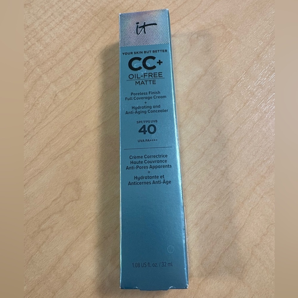 IT Cosmetics CC+ Oil-Free Matte In Fair Brand New Never Opened.